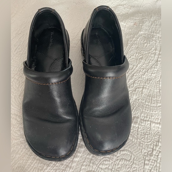 Clogs - Picture 1 of 10